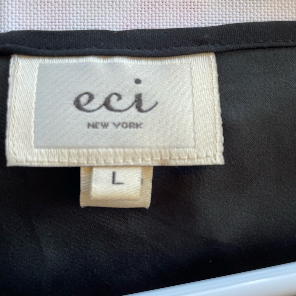 ECI New York Black Satin Blouse L Keyhole Pleated Short Sleeve - Picture 5 of 5